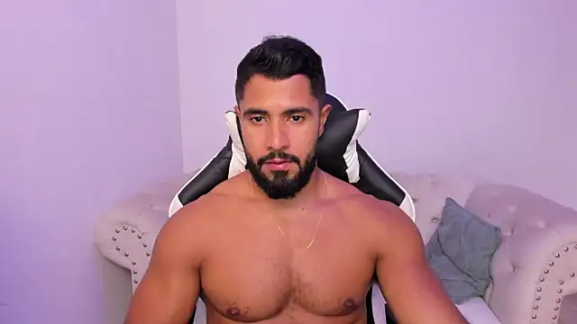 Santiago huntt online show from February 2026 08:53:02 PM