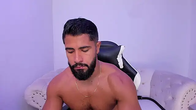 Santiago huntt online show from December 2025 12:59:02 PM