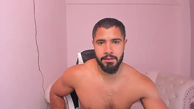 Santiago huntt online show from February 2025 11:43:02 AM