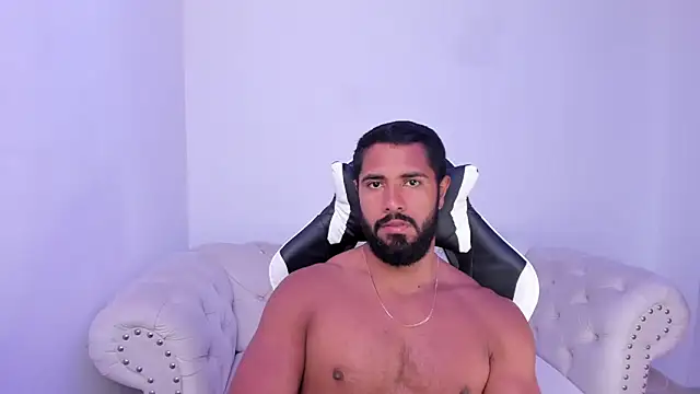 Santiago huntt online show from October 2025 03:59:02 PM