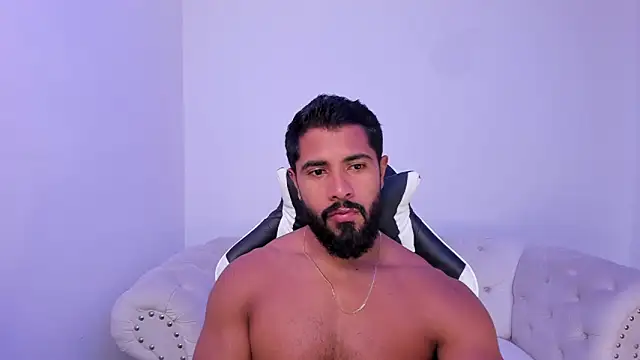 Santiago huntt online show from November 2025 12:27:01 PM