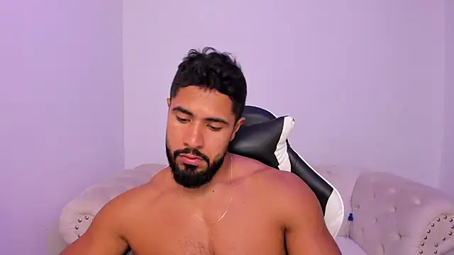 Santiago huntt online show from March 2026 08:49:03 PM