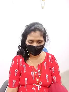 Snapshot of Lucky-Deepthi chatting on February 2025 12:35:02 AM Lucky-Deepthi online show from February 2025 12:35:02 AM