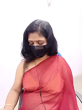 Snapshot of Lucky-Deepthi chatting on March 2025 02:39:02 PM Lucky-Deepthi online show from March 2025 02:39:02 PM