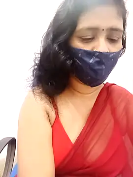 Snapshot of Lucky-Deepthi chatting on March 2025 09:01:02 PM Lucky-Deepthi online show from March 2025 09:01:02 PM