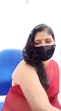 Snapshot of Lucky-Deepthi chatting on March 2025 05:09:02 PM Lucky-Deepthi online show from March 2025 05:09:02 PM
