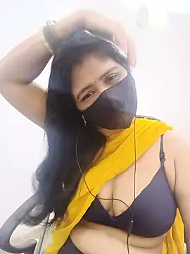 Snapshot of Lucky-Deepthi chatting on June 2026 01:11:01 AM Lucky-Deepthi online show from June 2026 01:11:01 AM
