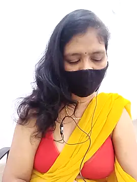 Lucky-Deepthi online show from November 2025 07:25:02 PM