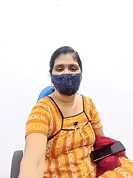 Snapshot of Lucky-Deepthi chatting on February 2025 04:06:01 PM Lucky-Deepthi online show from February 2025 04:06:01 PM