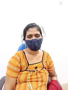 Snapshot of Lucky-Deepthi chatting on February 2025 07:12:02 PM Lucky-Deepthi online show from February 2025 07:12:02 PM