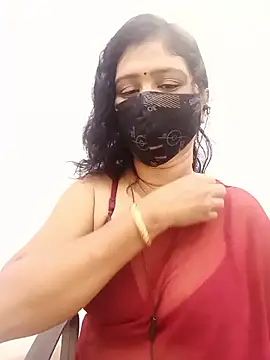 Snapshot of Lucky-Deepthi chatting on March 2025 09:40:02 PM Lucky-Deepthi online show from March 2025 09:40:02 PM