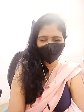 Snapshot of Lucky-Deepthi chatting on February 2026 07:49:02 PM Lucky-Deepthi online show from February 2026 07:49:02 PM