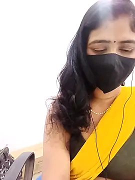 Lucky-Deepthi online show from December 2025 05:58:02 PM