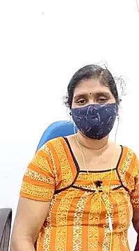 Snapshot of Lucky-Deepthi chatting on February 2025 10:27:01 PM Lucky-Deepthi online show from February 2025 10:27:01 PM