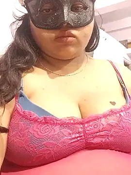 BigAssSarah online show from October 2025 09:49:01 PM