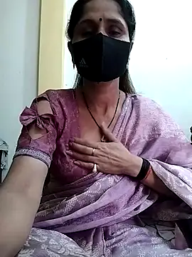 Snapshot of priyancyfun chatting on March 2025 08:56:02 AM priyancyfun online show from March 2025 08:56:02 AM