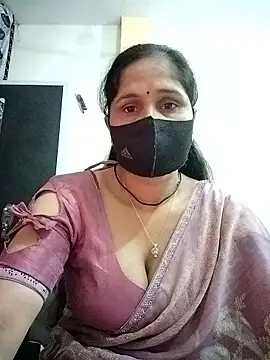 Snapshot of priyancyfun chatting on January 2026 03:10:02 AM priyancyfun online show from January 2026 03:10:02 AM