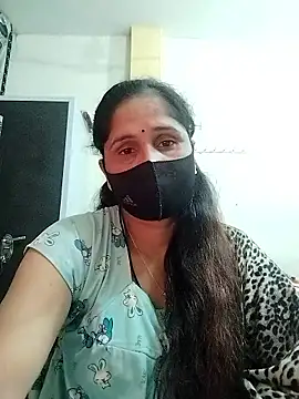 Snapshot of priyancyfun chatting on January 2026 05:05:01 PM priyancyfun online show from January 2026 05:05:01 PM