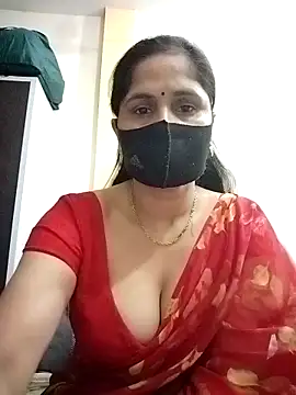 Snapshot of priyancyfun chatting on May 2026 03:33:02 AM priyancyfun online show from May 2026 03:33:02 AM