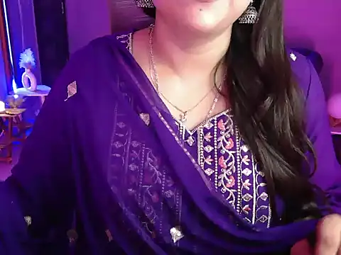 Snapshot of Mitikaa chatting on September 2025 02:56:01 PM Mitikaa online show from September 2025 02:56:01 PM