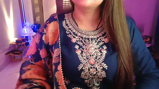 Mitikaa online show from May 2026 01:36:01 PM