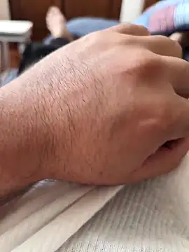 pitorico bb online show from April 2026 01:23:02 PM