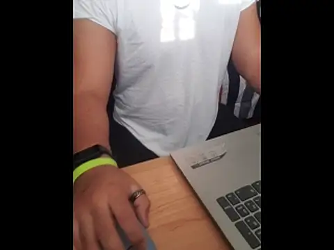 pitorico bb online show from December 2025 02:52:02 PM