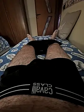 ziotony98 online show from June 2026 04:52:02 PM