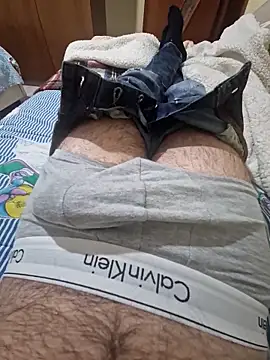 ziotony98 online show from March 2026 05:35:02 PM