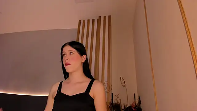 sara  jones gh online show from January 2026 05:49:02 PM