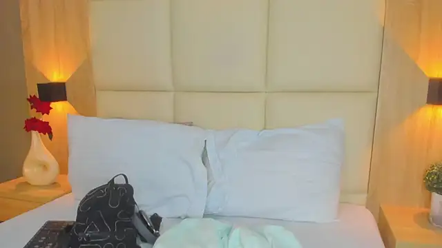 antonella cutie  online show from April 2026 01:23:02 PM