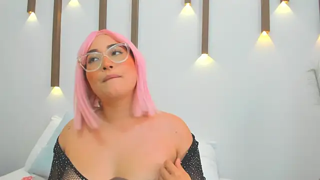antonella cutie  online show from February 2025 03:31:02 PM