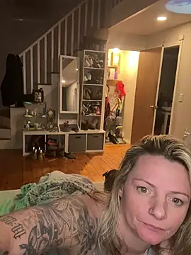 Snapshot of kittiekatieyogi chatting on February 2025 03:35:02 AM kittiekatieyogi online show from February 2025 03:35:02 AM