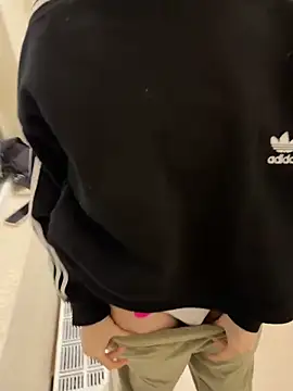 Snapshot of Alexandria_Balenciaga chatting on February 2025 01:13:01 AM Alexandria Balenciaga online show from February 2025 01:13:01 AM