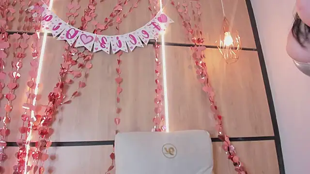 ashlyn parker online show from February 2026 07:55:02 PM