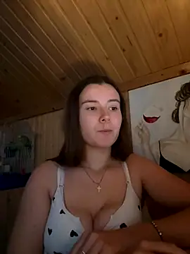 Snapshot of mewKate chatting on October 2025 03:00:02 PM mewKate online show from October 2025 03:00:02 PM