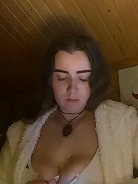 mewKate online show from May 2026 06:48:02 PM