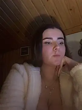 Snapshot of mewKate chatting on February 2026 05:55:02 PM mewKate online show from February 2026 05:55:02 PM