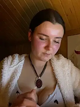 mewKate online show from April 2026 06:56:01 PM