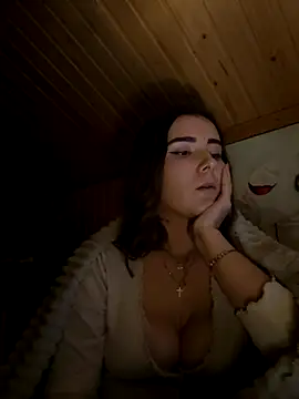 Snapshot of mewKate chatting on November 2025 04:22:02 PM mewKate online show from November 2025 04:22:02 PM