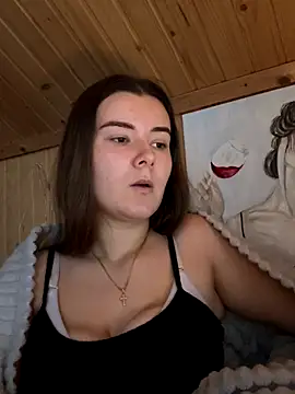 Snapshot of mewKate chatting on November 2025 01:33:01 PM mewKate online show from November 2025 01:33:01 PM