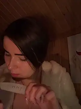 Snapshot of mewKate chatting on February 2026 09:34:02 PM mewKate online show from February 2026 09:34:02 PM