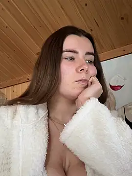 Snapshot of mewKate chatting on February 2026 02:58:01 PM mewKate online show from February 2026 02:58:01 PM