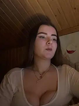 Snapshot of mewKate chatting on January 2026 04:10:02 PM mewKate online show from January 2026 04:10:02 PM