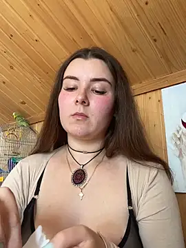 mewKate online show from June 2026 01:01:02 PM