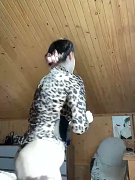 mewKate online show from March 2026 01:49:01 PM