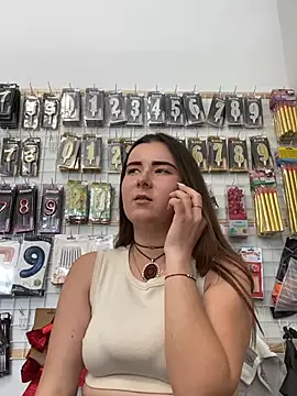 mewKate online show from May 2026 12:03:01 PM