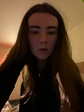 mewKate online show from March 2026 07:24:02 PM