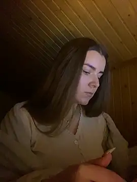 Snapshot of mewKate chatting on March 2025 06:55:01 PM mewKate online show from March 2025 06:55:01 PM