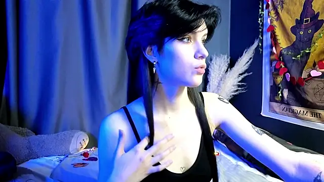 Hyeon Jin online show from February 2025 02:35:02 AM